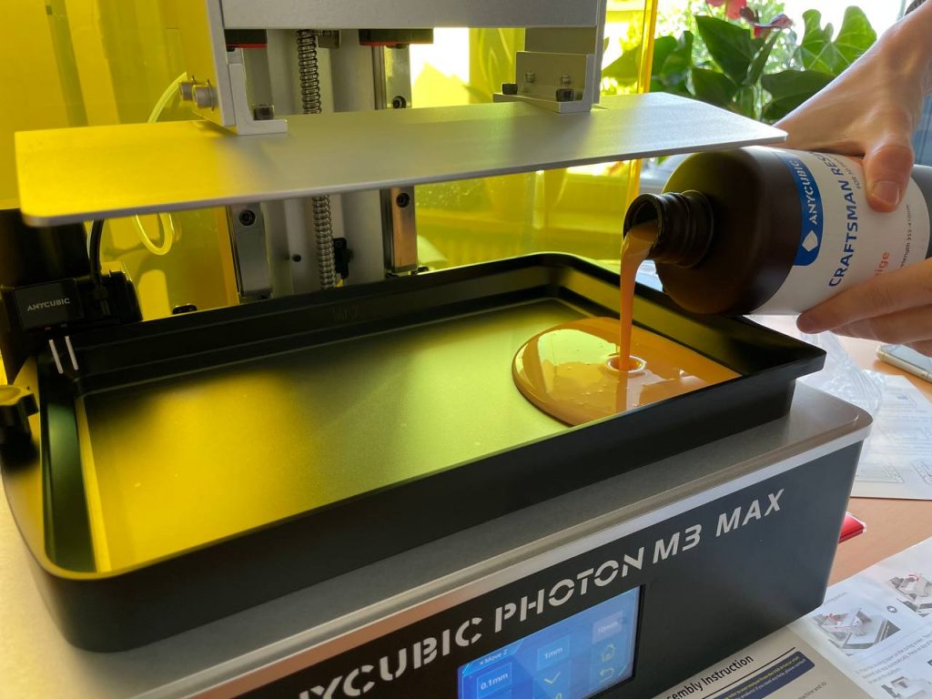 Anycubic Photon M3 Max Harz einfüllen