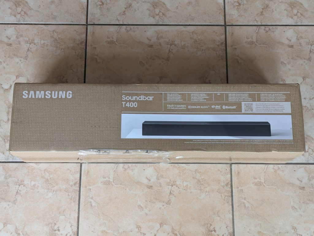 Verpackung der Samsung HW T400 Soundbar von oben