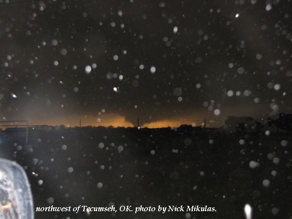 Tornado near of Tecumseh on May 10, 2010